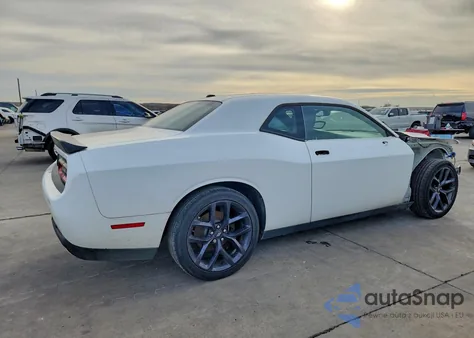 2021 Dodge Challenger Sxt z USA, uszkodzony, nr VIN 2C3CDZAG7MH552537